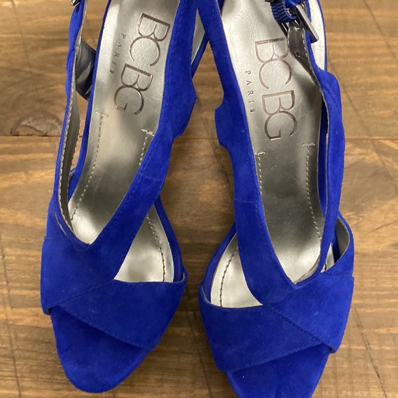 BCBG blue suede platform sandals - Picture 5 of 7